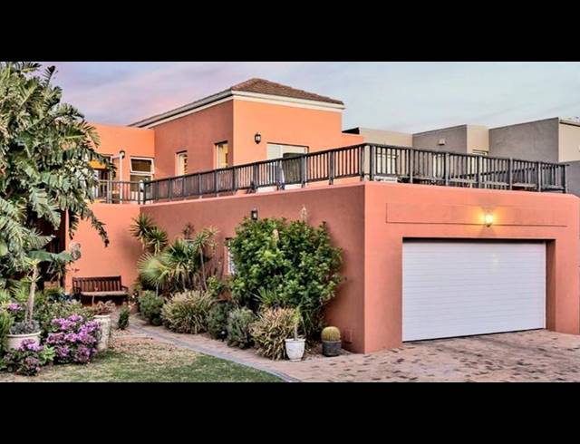 3 BEDROOM HOUSE FOR SALE IN HARBOUR ISLAND